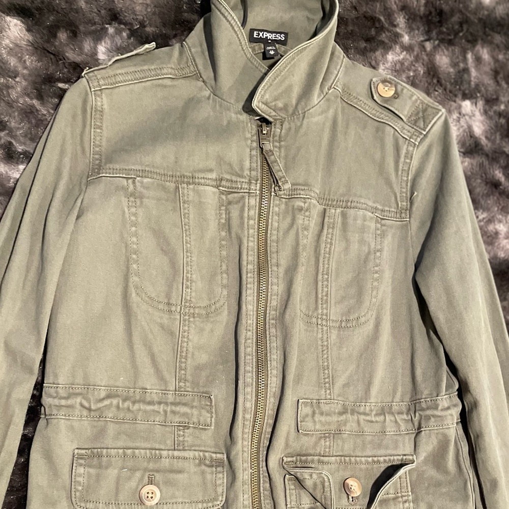 Express Jacket. Lightly Worn, Good Condition - image 4